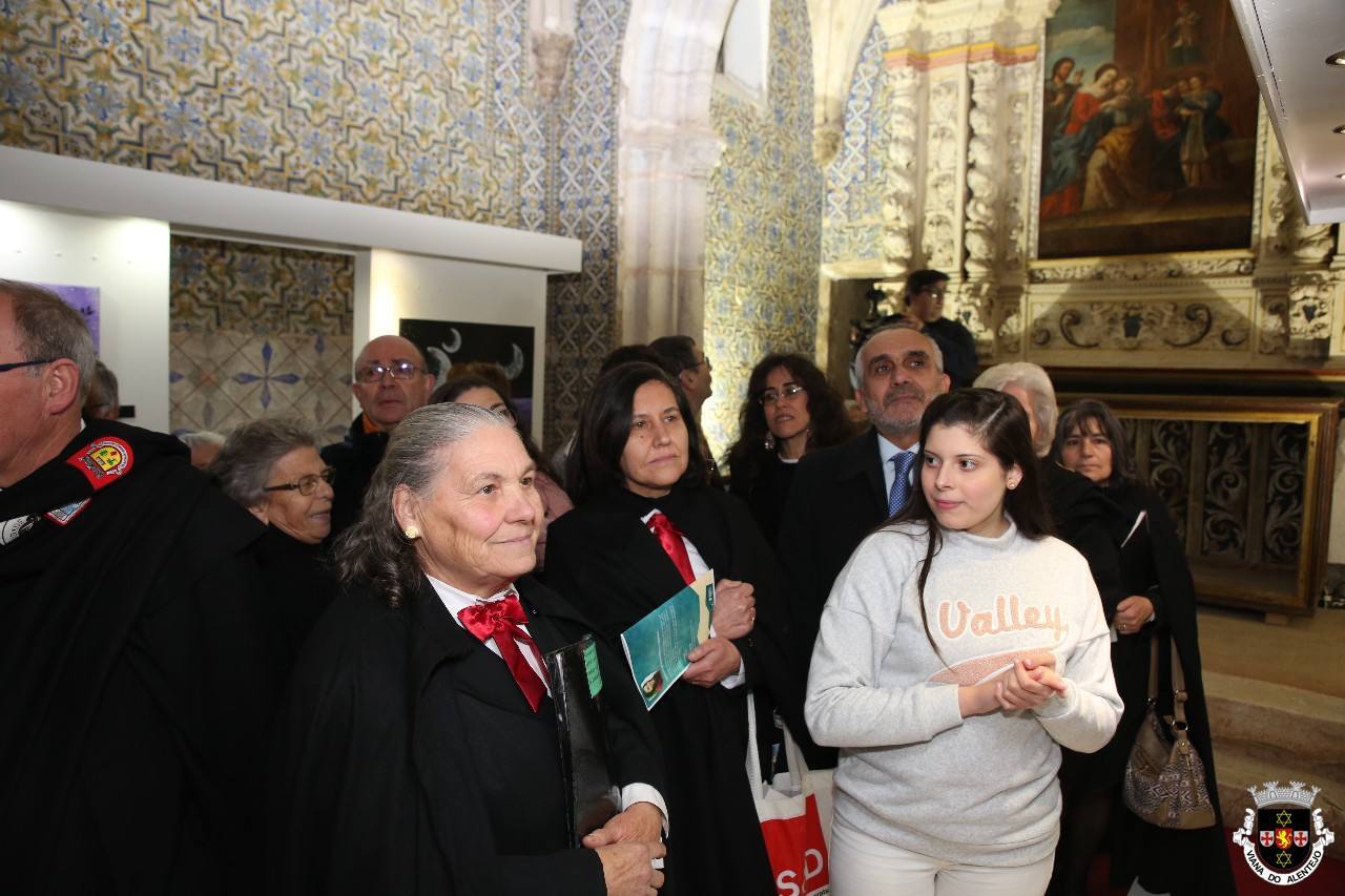 Castelo de Viana do Alentejo recebe exposição de Marta Algarvio
