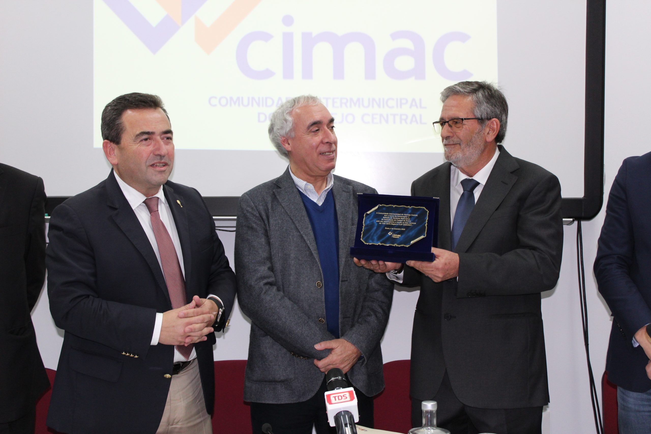 CIMAC homenageou equipa distrital que venceu a fase nacional da UEFA Region’s CUP