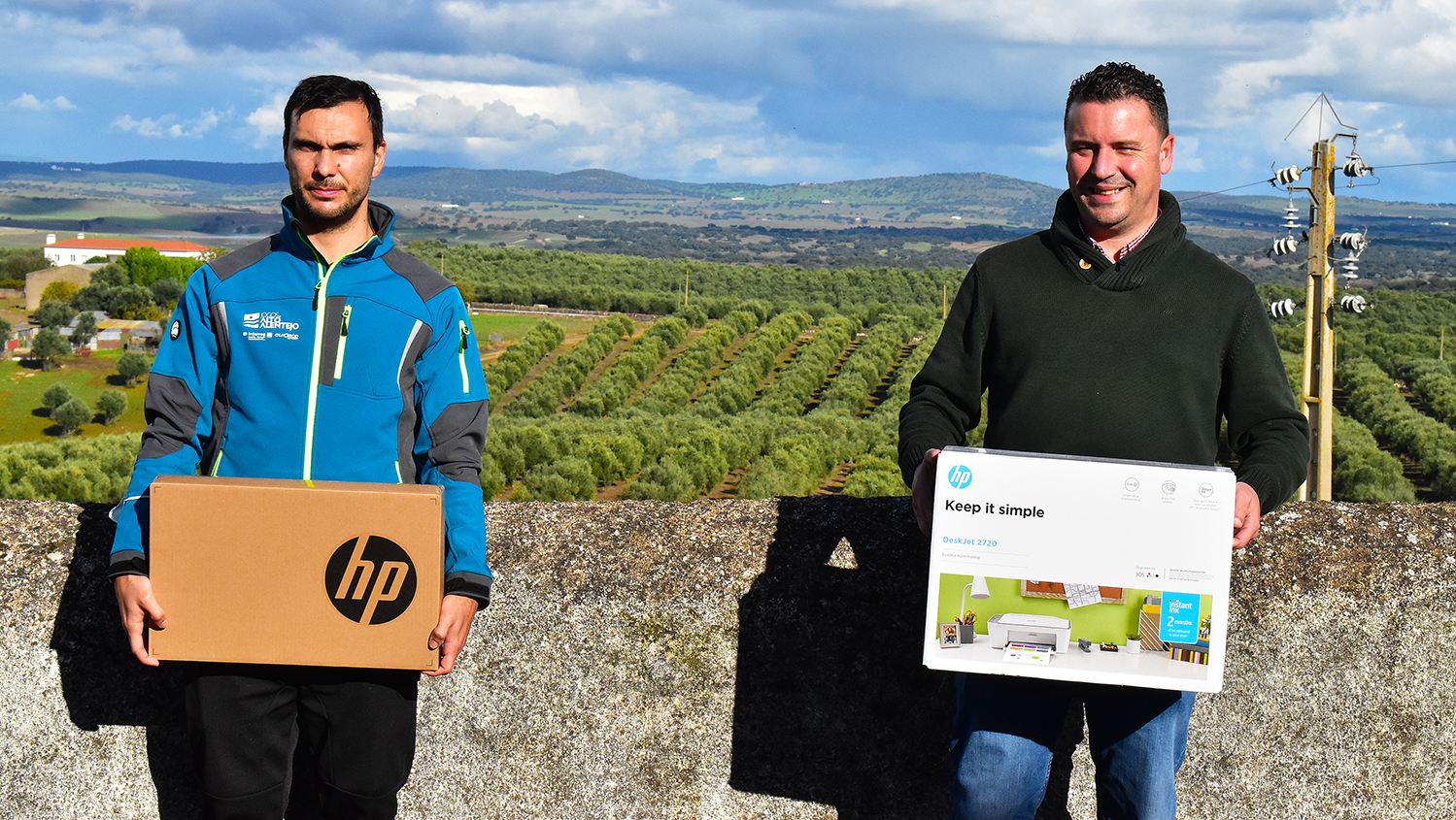 Clubes de Futebol do Alto Alentejo recebem material informático para fazerem face às exigências tecnológicas Associação de Futebol de Portalegre