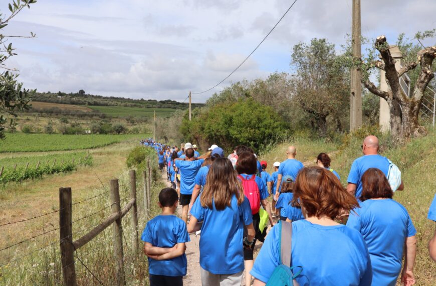 Vila Viçosa assinalou o Dia da Familia com cerca de 400 pessoas a caminhar (c/vídeo)