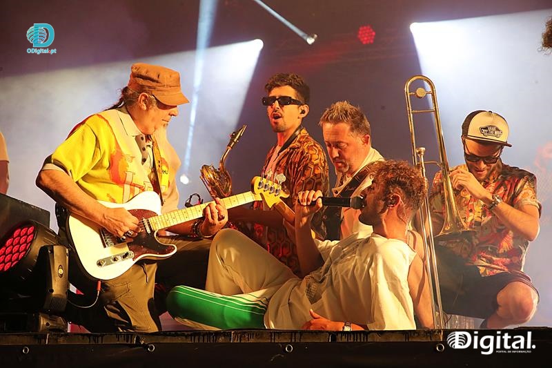 Alandroal: Festas com Syro, Expensive Soul e “2U tributo a U2” Expensive Soul