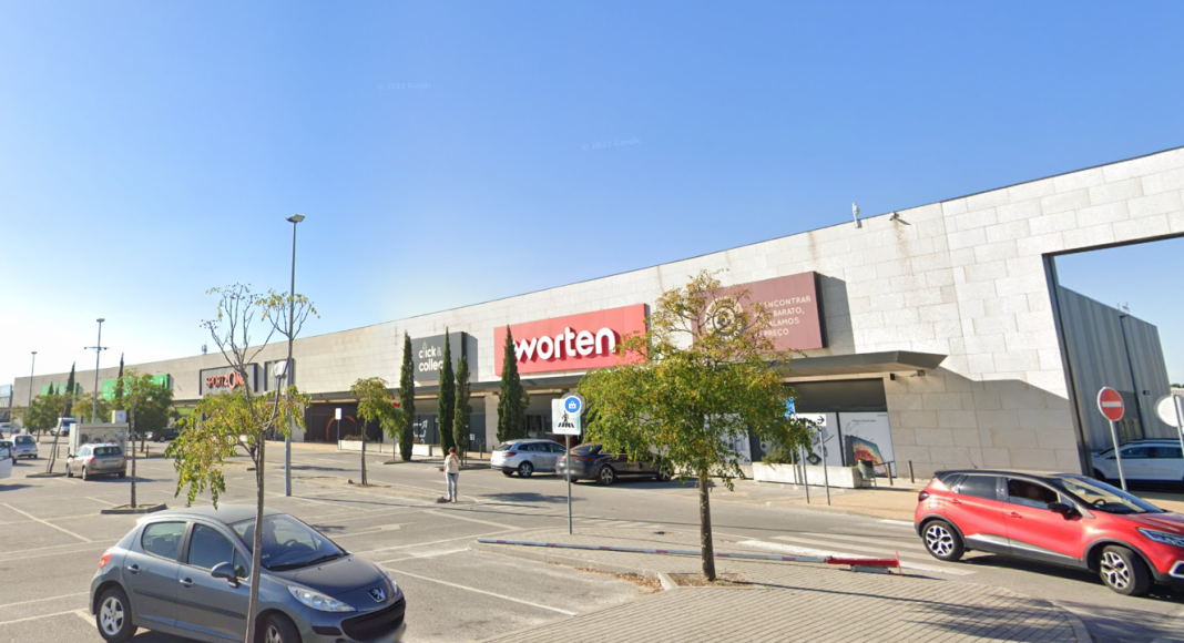 Sogenial Immobilier estreia-se em Portugal com aquisição do Évora Retail Park