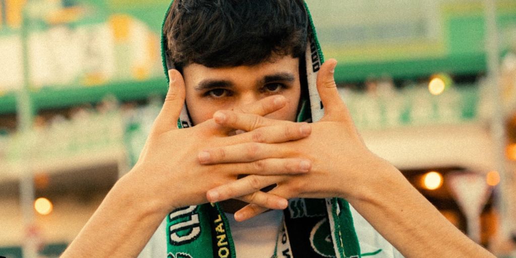 Rapper alentejano Dui MC lança música de homenagem a avançado do Sporting