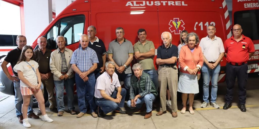 Aljustrel: Bombeiros voluntários recebem nova ambulância