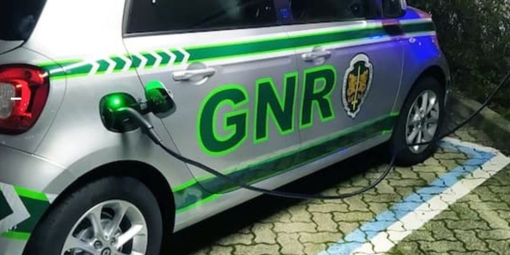 GNR vai instalar estações de carregamento para veículos elétricos em 13 postos do Alentejo