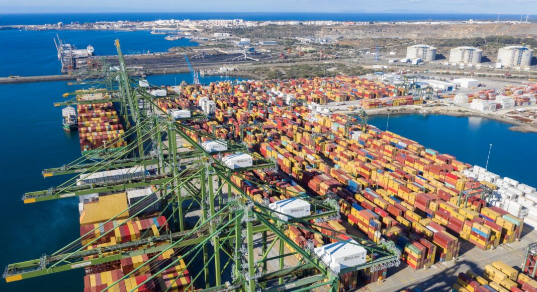 Porto de Sines com o melhor ano de sempre em 2024 em carga contentorizada