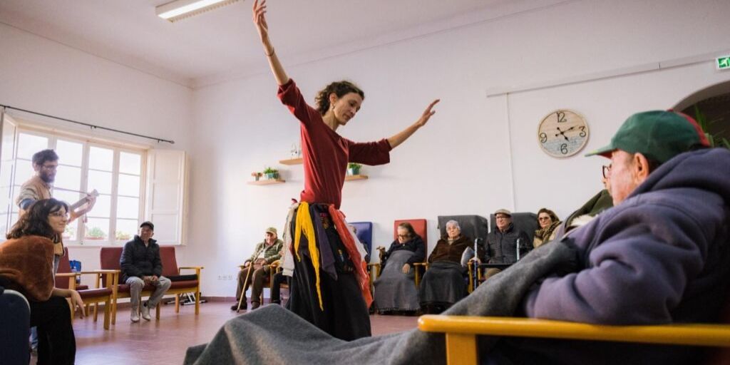 Festival Entrudanças 2025: Comunidade Local Envolvida em Projeto Artístico