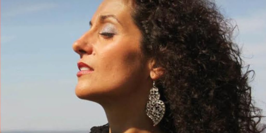 Évora: Dina Valério atua no Armazém 8 em espetáculo dedicado ao fado