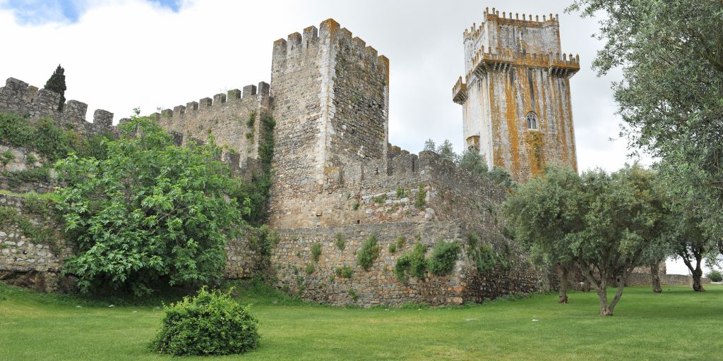 Passeios Luminosos percorrem Beja «Nos passos de Frei Manuel do Cenáculo»