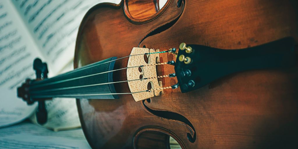 Évora: Duo de violoncelos atua no Convento dos Remédios