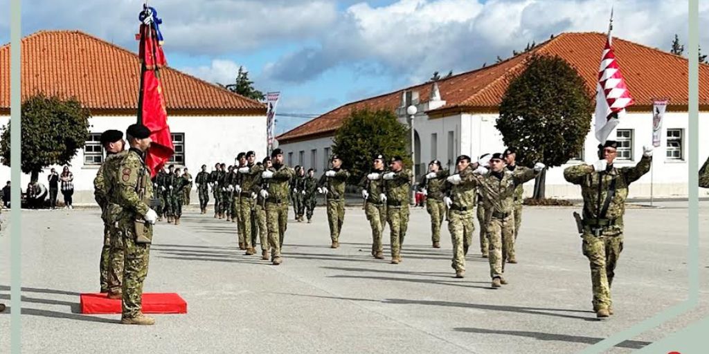 Moura recebe cerimónia solene de Juramento de Bandeira do Exército