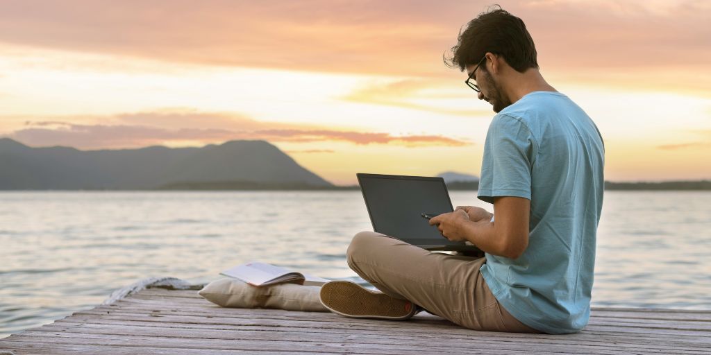 Regiões portuguesas entre os principais destinos para nómadas digitais em 2025