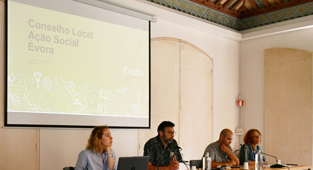 Conselho Local de Ação Social de Évora reforça apoio às populações mais vulneráveis