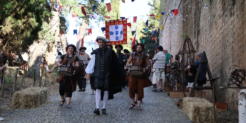 Cortejo histórico em Vila Viçosa