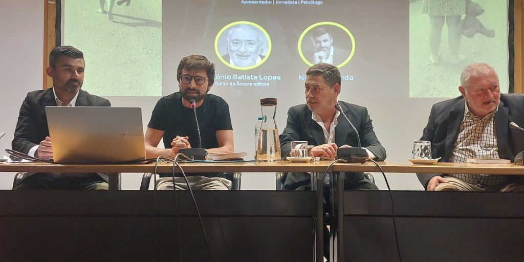 Évora: Livro lançado na universidade aborda marcas que separações conflituosas deixam nos filhos