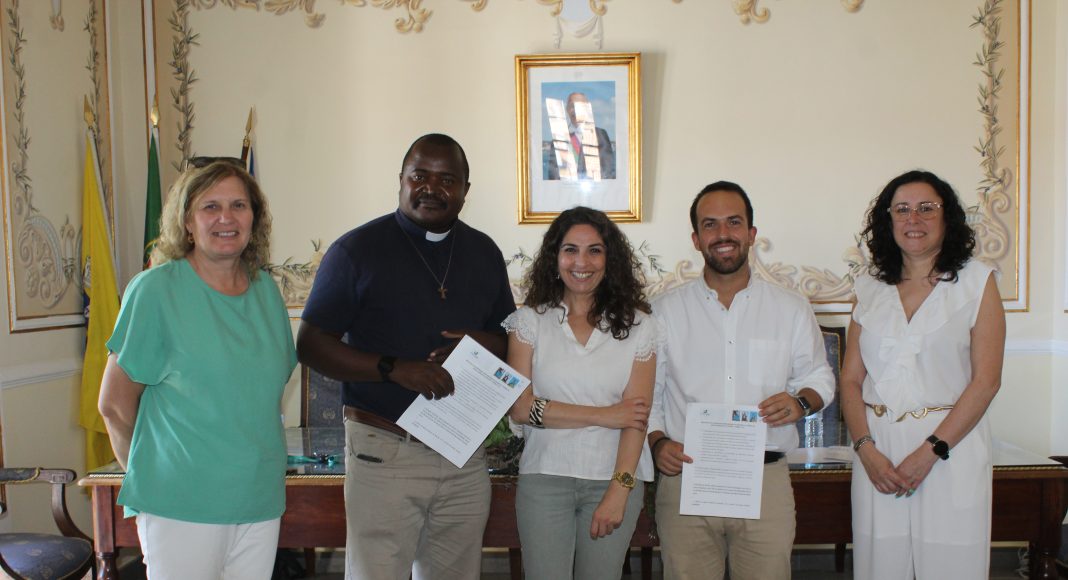 Município de Mourão e Fábrica da Igreja Paroquial celebram protocolo de cooperação