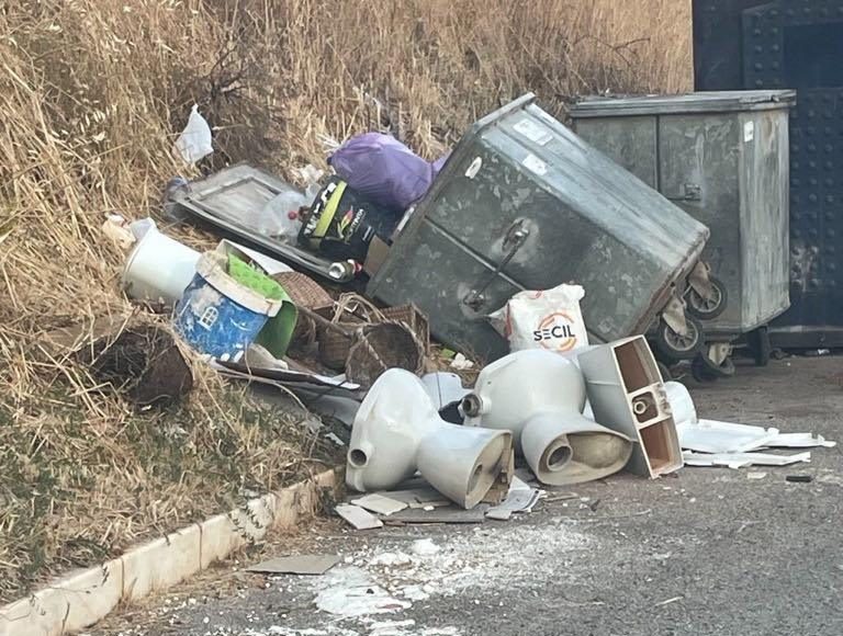 Lixo em vila viçosa