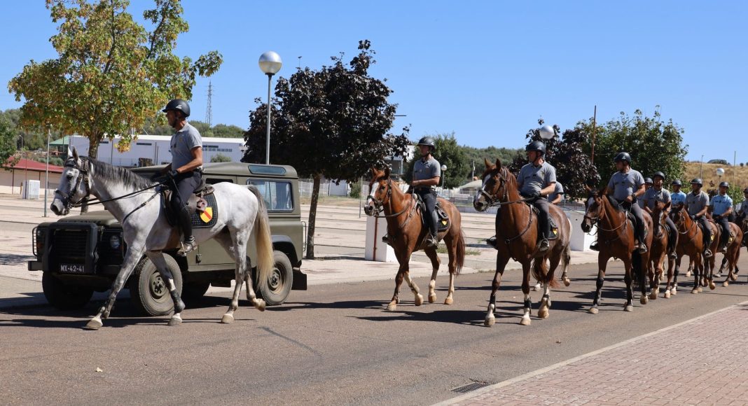 RC3 celebra 318 anos com marcha a cavalo entre Elvas e Estremoz
