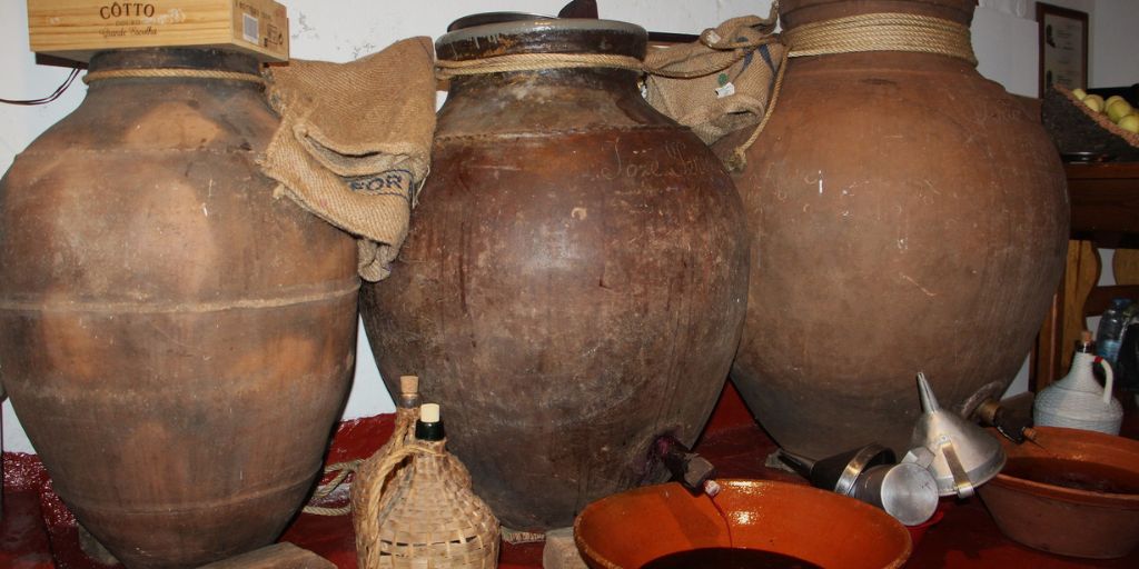 Abertura das talhas no Alentejo celebra tradição milenar no Dia de São Martinho