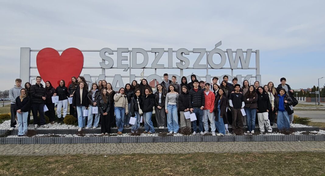 Alunos de Ponte de Sor viajam para a Polónia e participam em projeto europeu Erasmus+