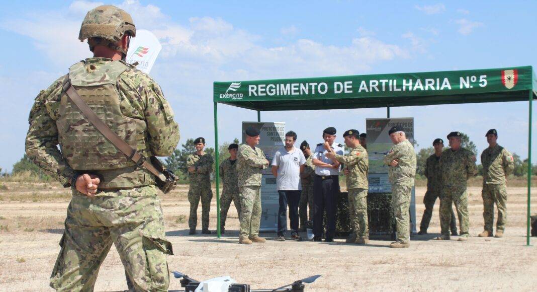 Regimento de Artilharia n.º 5 de Vendas Novas prepara equipa de drones para missão da NATO na Eslováquia