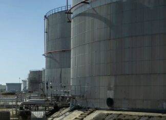 BE exige esclarecimentos sobre impactos da refinaria de antimónio em Sines refinaria de antimónio
