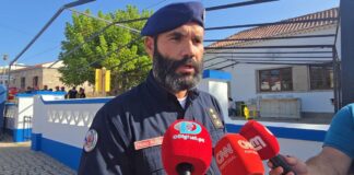 Fábio Pontes durante o ponto de situação do incêndio na Serra d’Ossa